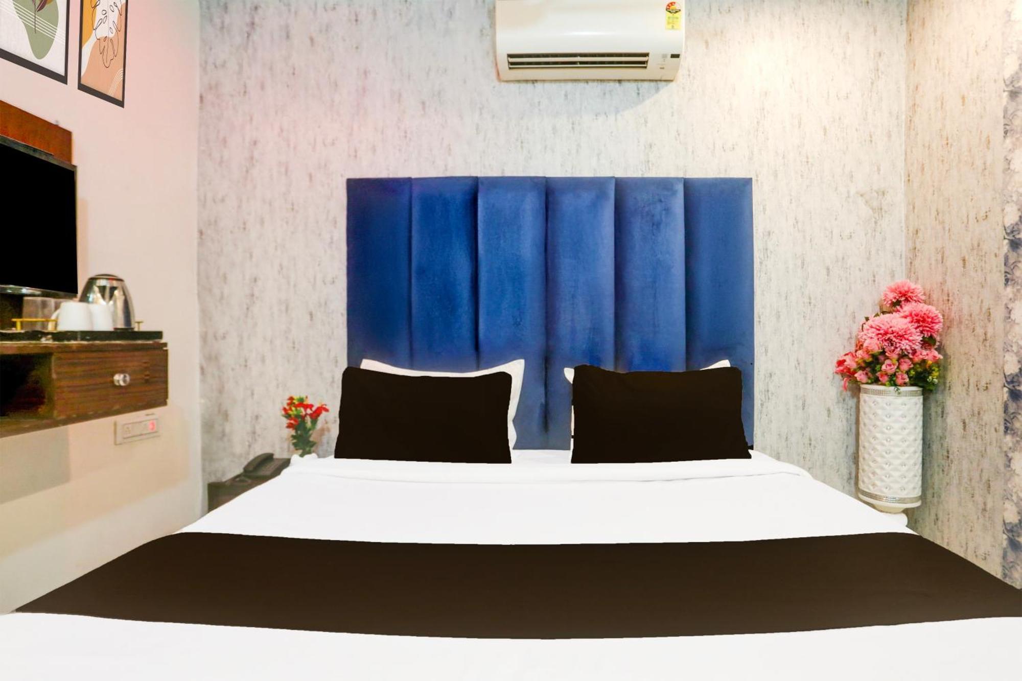 Super Collection O Roop Vihar Rohtak Formerly Hotel Maha 외부 사진